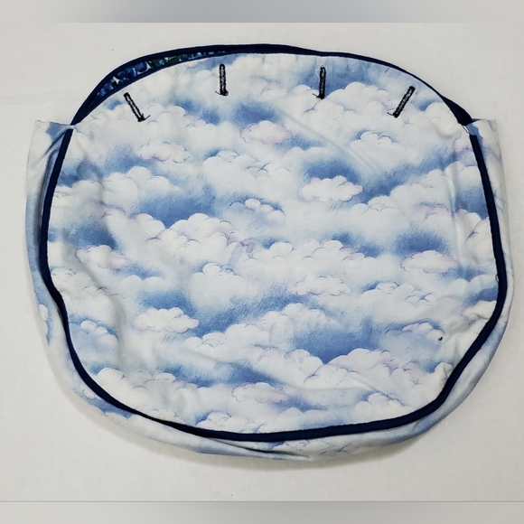Bermuda Bag Cover**Reversible**Blue/White Clouds Print/Blueberry Print C3 - Picture 1 of 4